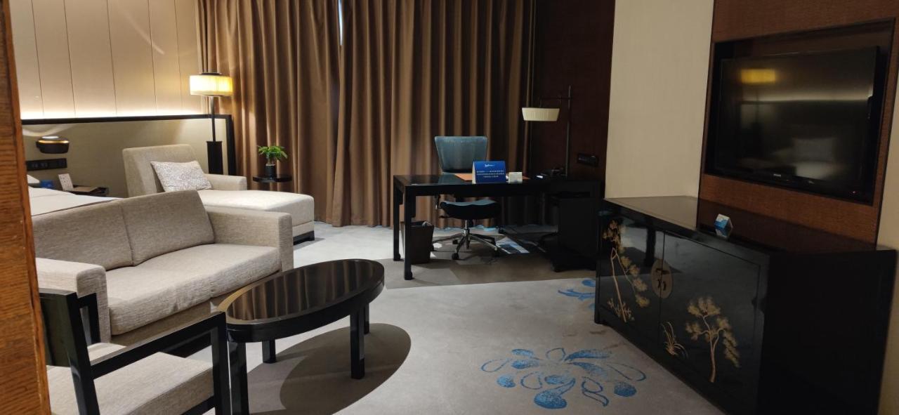 Chongqing Ronghui Grand Hotel Eksteriør bilde